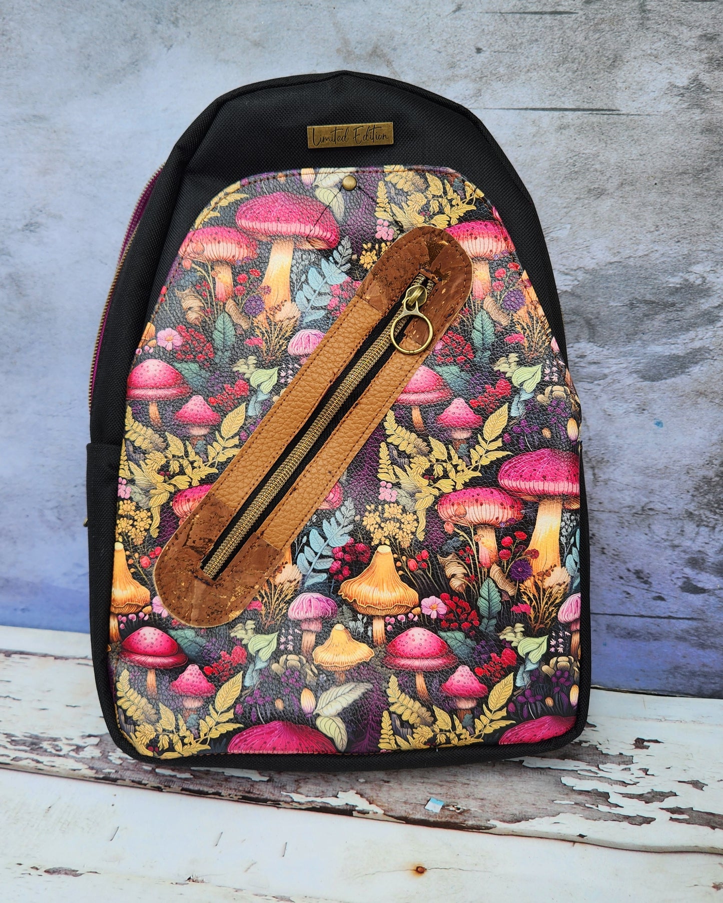 Forest Floor Anywayz bag- Mushroom