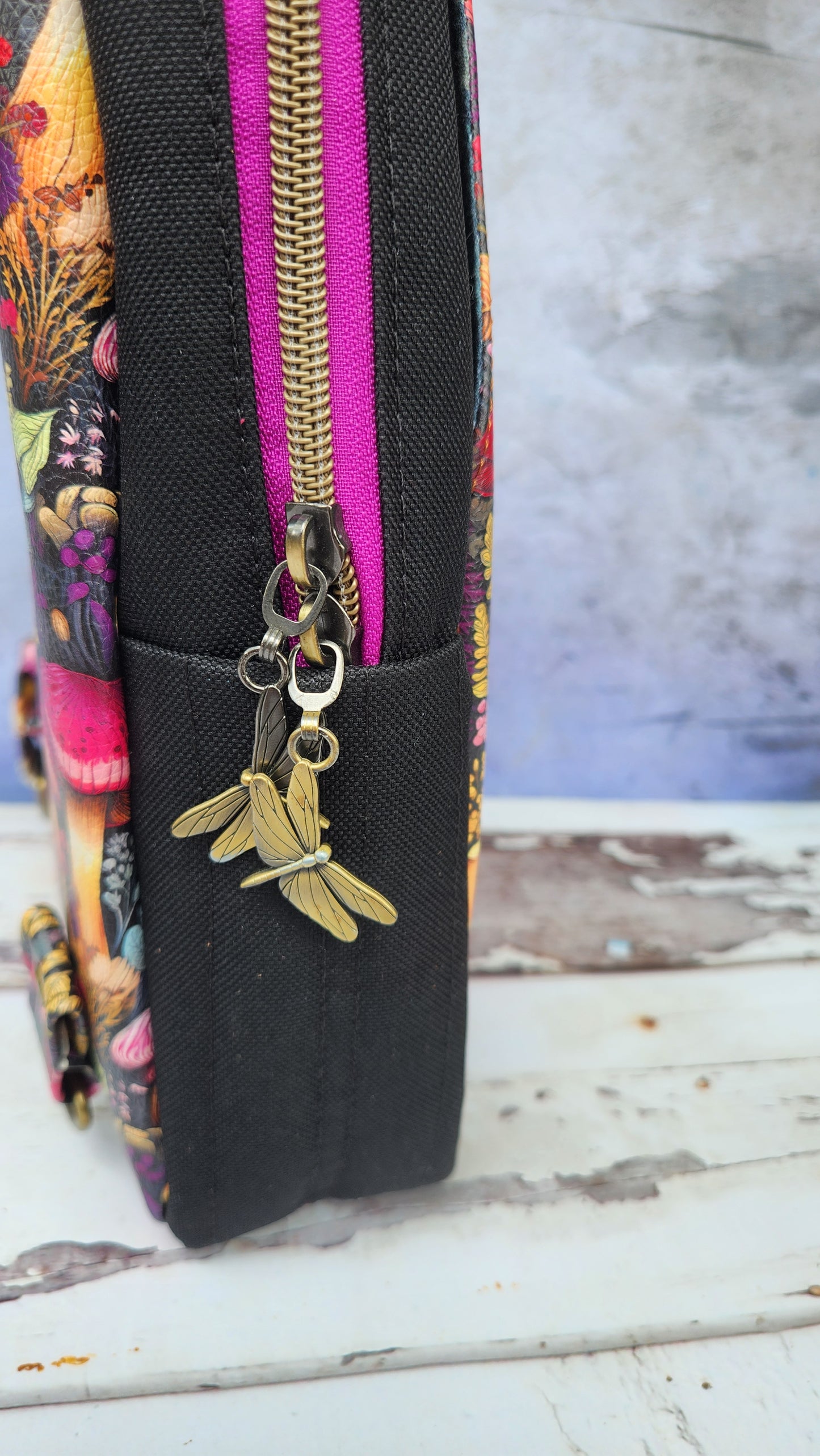 Forest Floor Anywayz bag- Mushroom