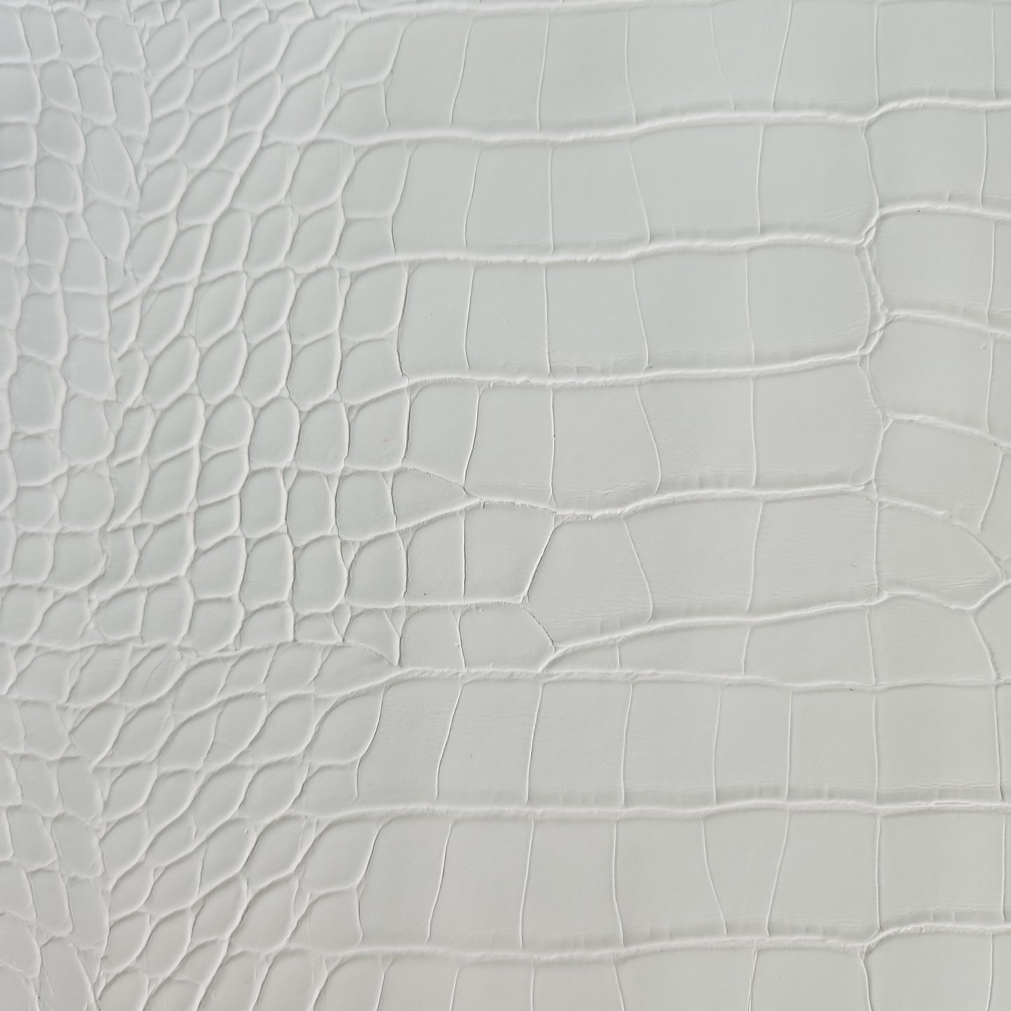 Essential Mini Clutch  - Gator