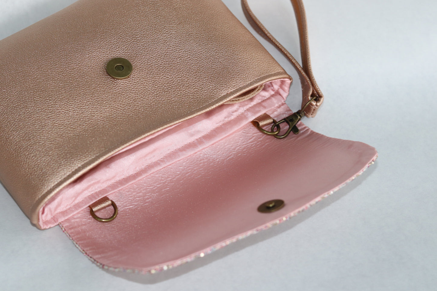 Skylar Glitter Clutch/Crossbody