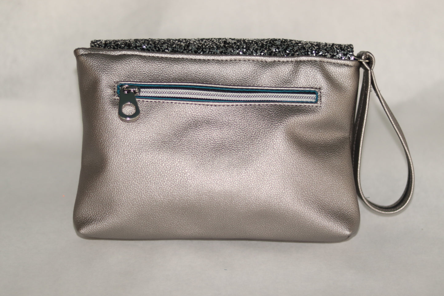 Skylar Glitter Clutch/Crossbody