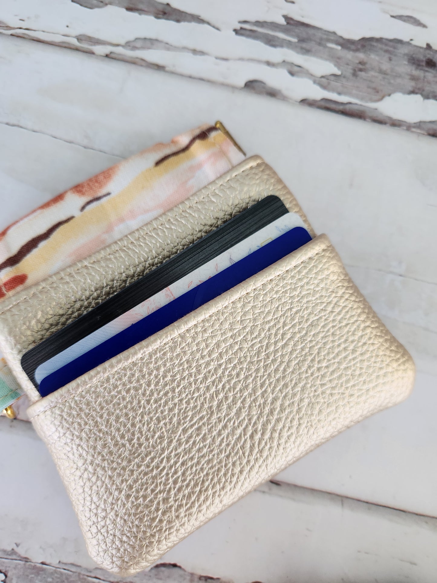 Squeeze pouch, Coin Purse, Key Chain, Ear Buds