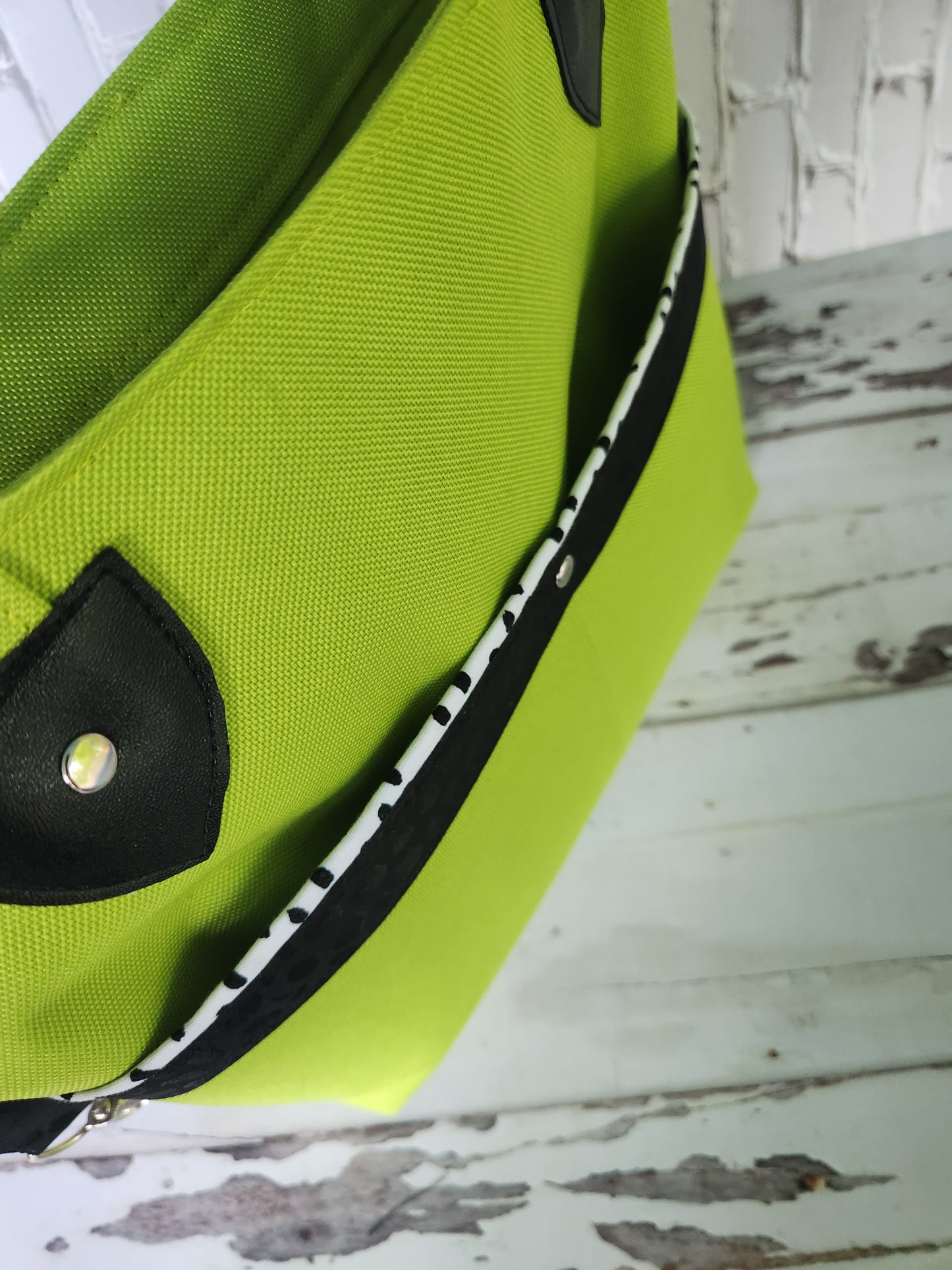 Green Apple Shoulder Bag