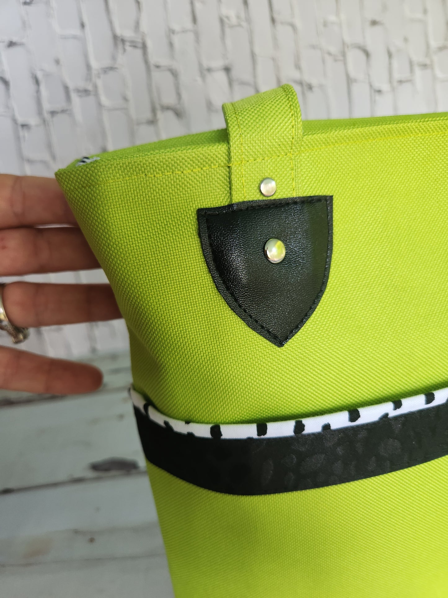 Green Apple Shoulder Bag